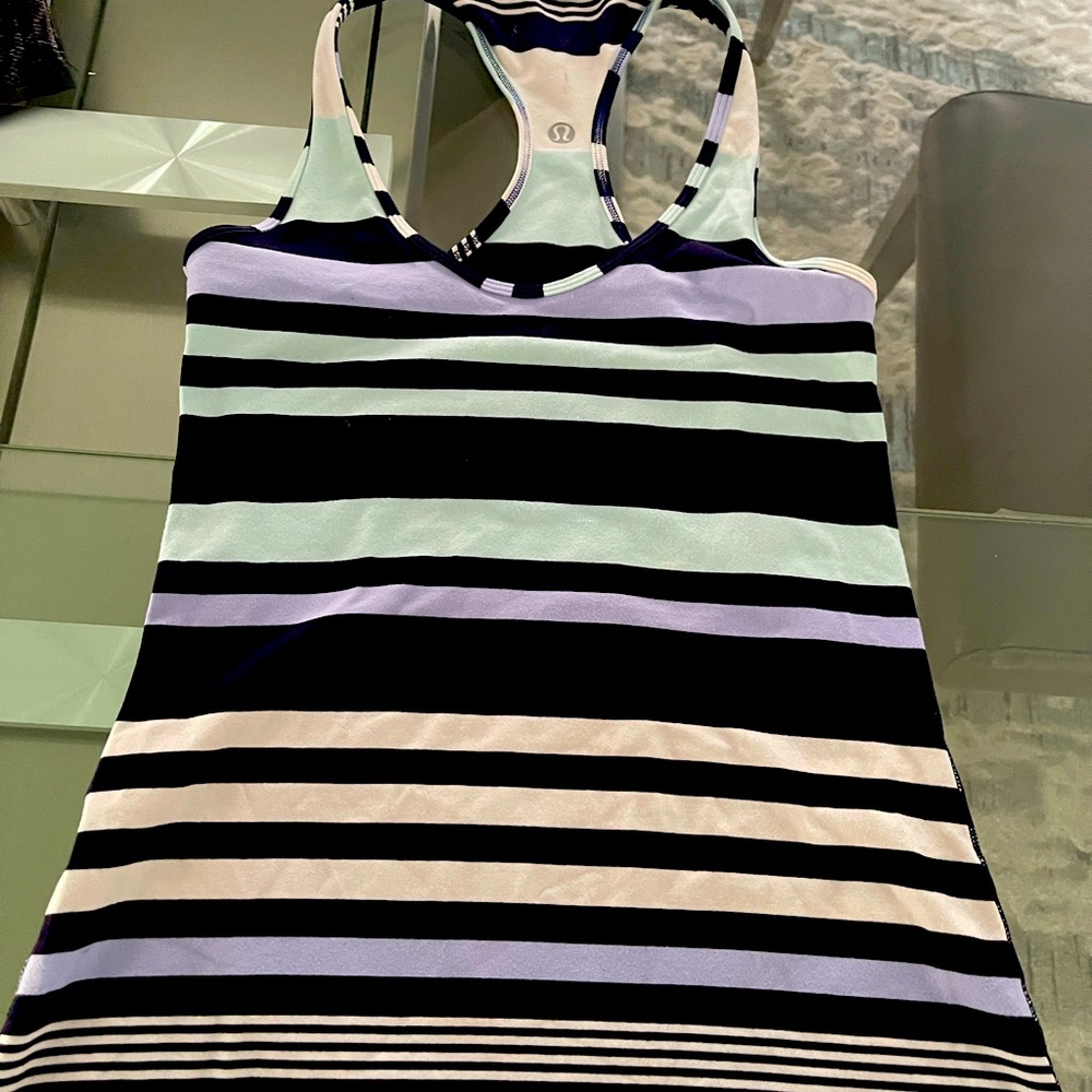Lululemon cool racerback tank size 6